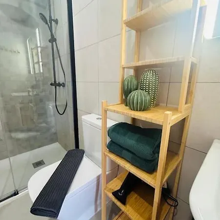 Apto Centro Piscina A Estrenar * توريمولينوس