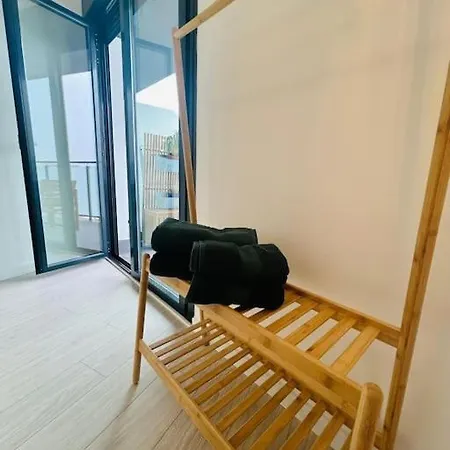 Apto Centro Piscina A Estrenar * توريمولينوس