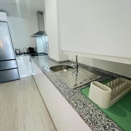 Apto Centro Piscina A Estrenar 公寓