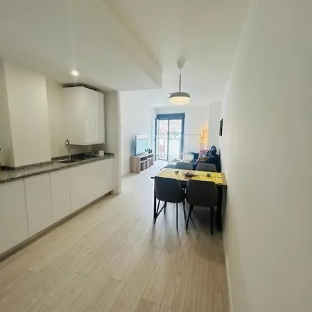 Apto Centro Piscina A Estrenar * Торремолинос